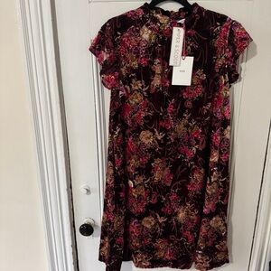Voy Velvet Burgundy Rachel Floral Shift Dress NWT